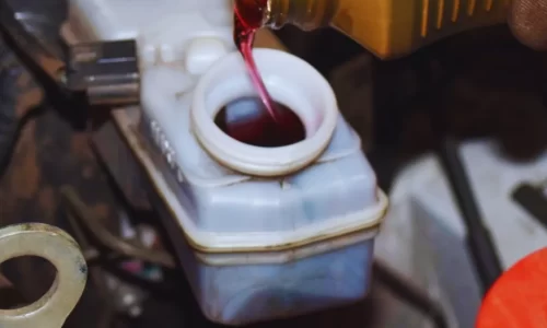 Troca de Fluido de Freio